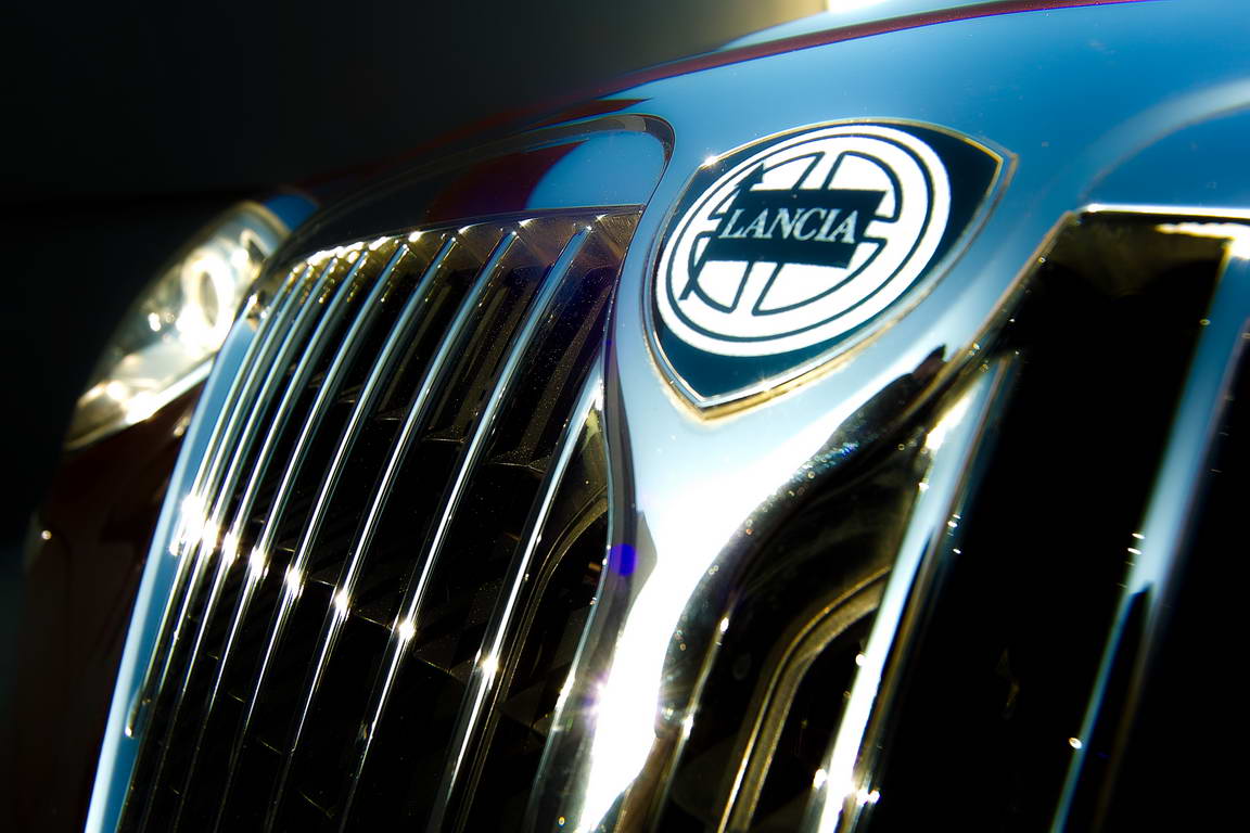 lancia thesis  (132).jpg