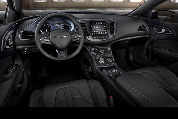 2015-chrysler-200-7-10-1.jpg