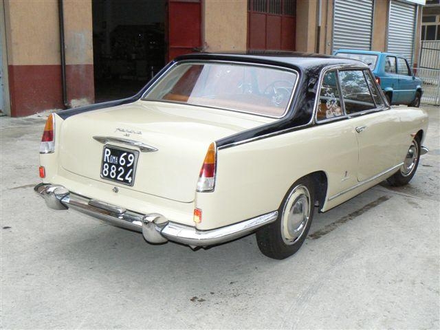 coupé bicolore pinne.jpg
