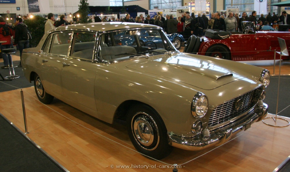 1957-flaminia-berlina-12.jpg