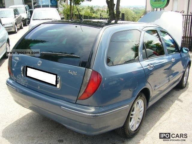 lancia__lybra_2_4_jtd_150_hp_cat_s_w__emblema_pelle_taba_2003_12_lgw.jpeg