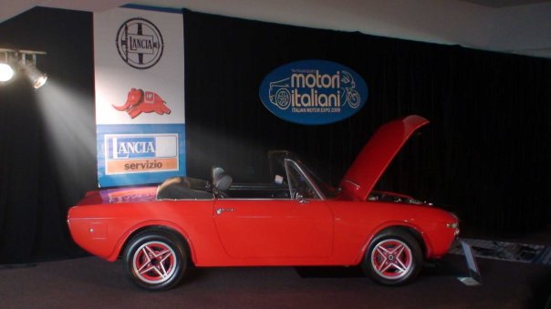 fulvia cabrio 3.jpg