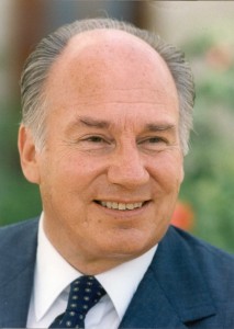 aga-khan-213x300.jpg