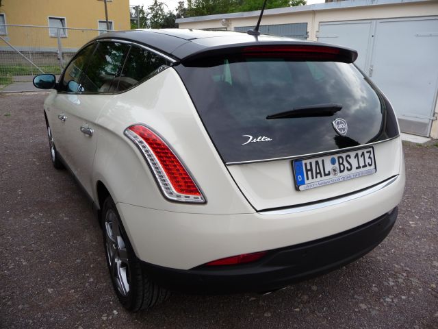k1030205.jpg