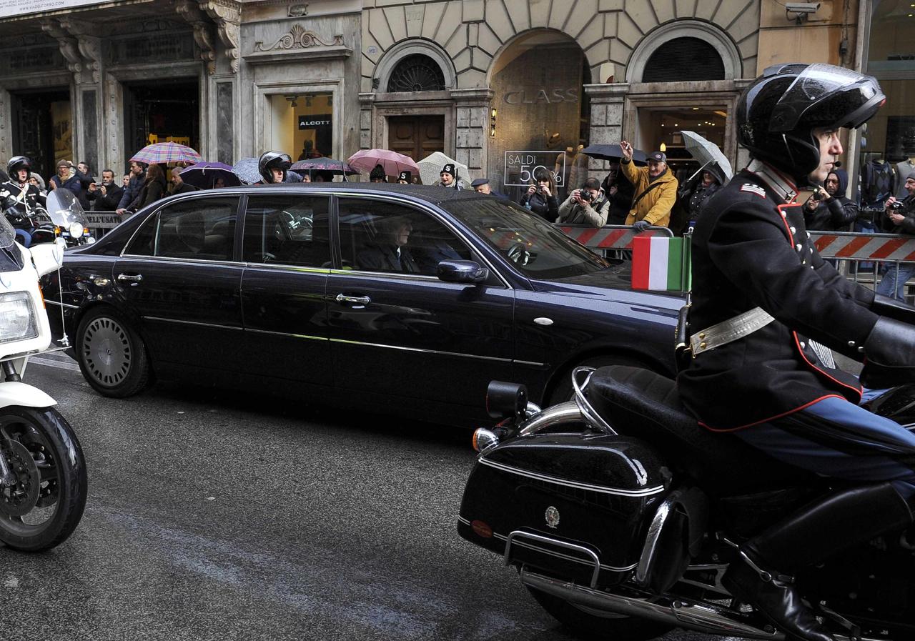corteo presidenziale 2.jpg