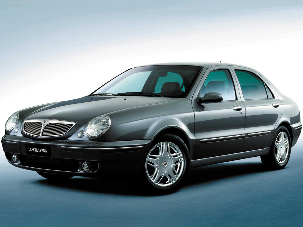 lancia-lybra_executive_2002_1024x768_wallpaper_03.jpg