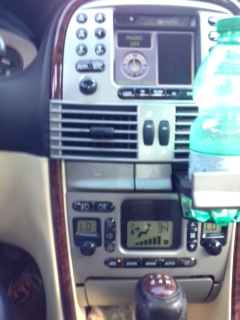 ics  no-navi, porta tessere e lattina, clima, posacenere.jpg