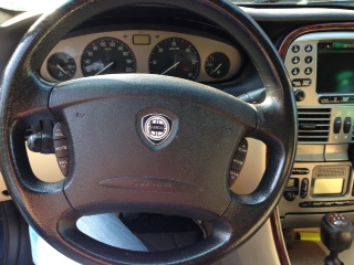 comandi al volante non illuminati con click.jpg