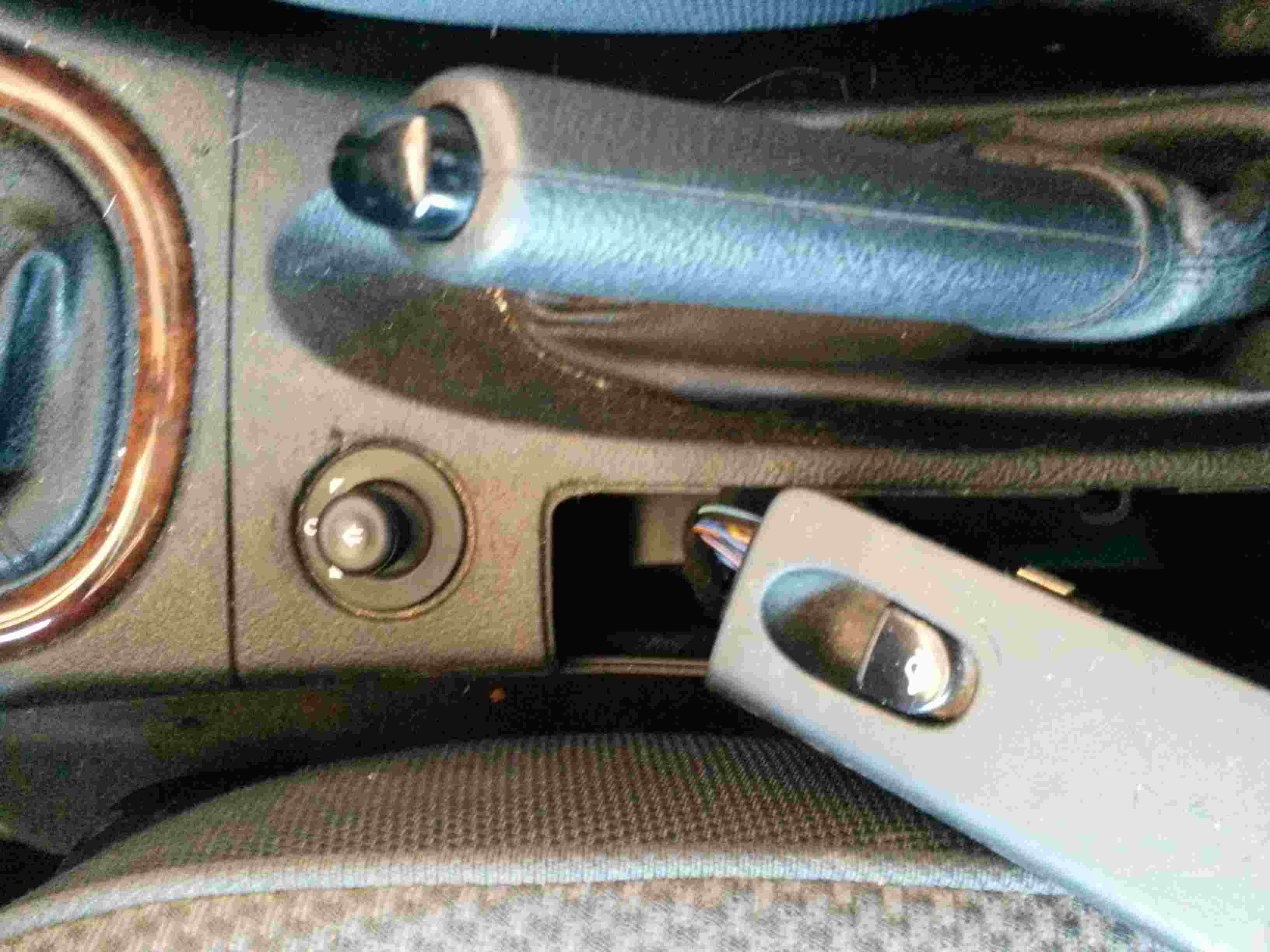20150823_außenspiegel verstellknopf schalter_klein.jpg