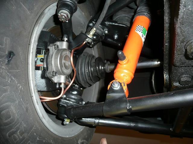 stainless steel brake cylinder on lancia fulvia 1600 hf fanalone 2.jpg