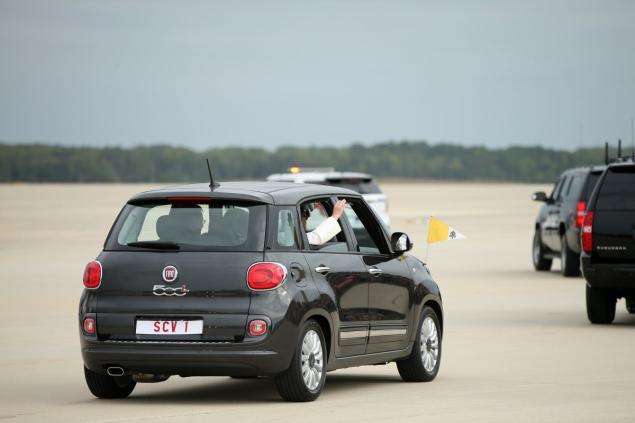 scv1cfiat500l.jpg