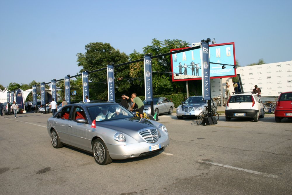 02.jpg