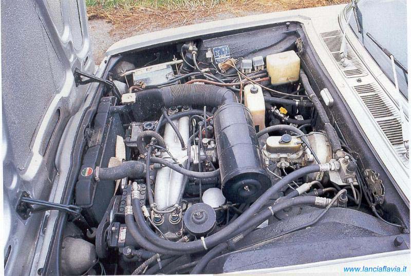 107 2000 motore.jpg