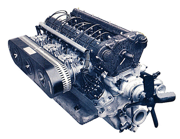 3500gt-carburatori.jpg