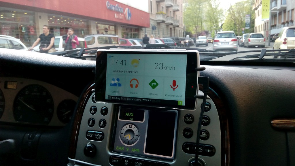lybra_smartphone.jpg