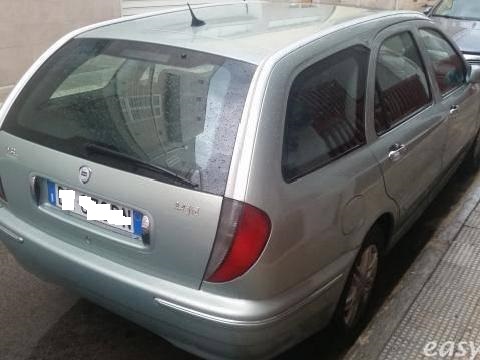 lancia_lybra_diesel_lancia_lybra_jtd_s_w_executive_diesel_station_wagon_verde_chiaro_5990092487623046839.jpg