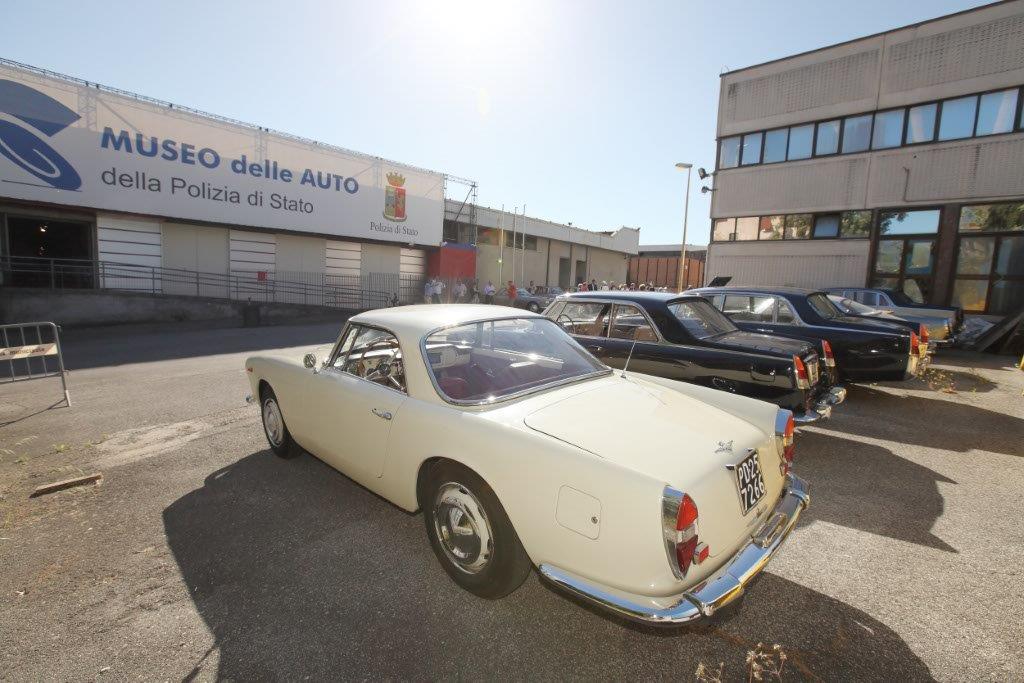 8 a museo auto polizia.jpg