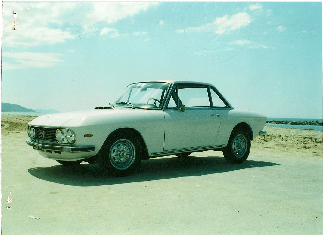 lancia fulvia coupè 1300s  iiserie_.jpg