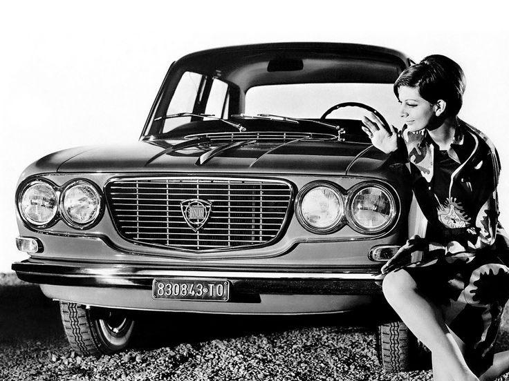 lancia flavia.jpg