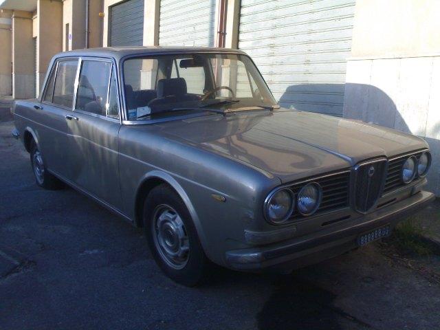 lancia 2000.jpg