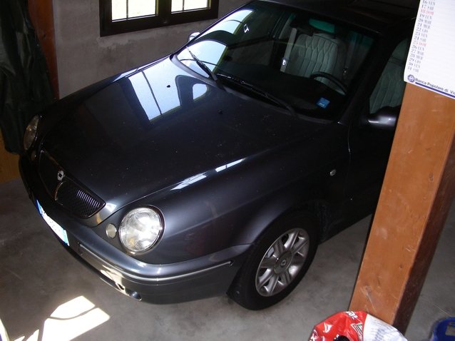 lancia lybra 1.8 16v lx02.jpg