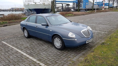 lancia_rechtsvoor_s.jpg