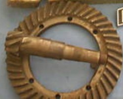 corona e pignone.jpg