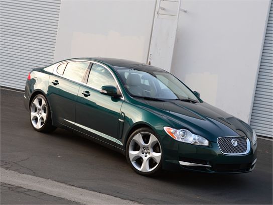 jaguar green 04.jpg