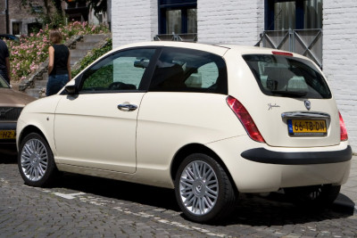 __08_-_the_Netherlands_-_Lancia_Ypsilon__03_-_white_hatchback.jpeg