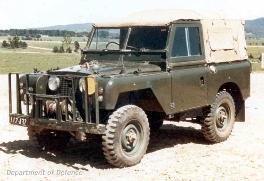 1960-land-rover-austr-army.jpg