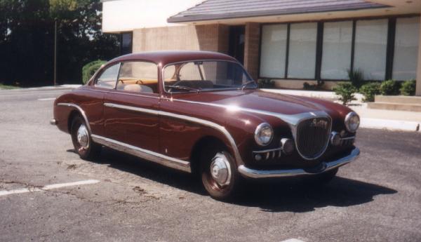 aurelia coupè vignale.jpg